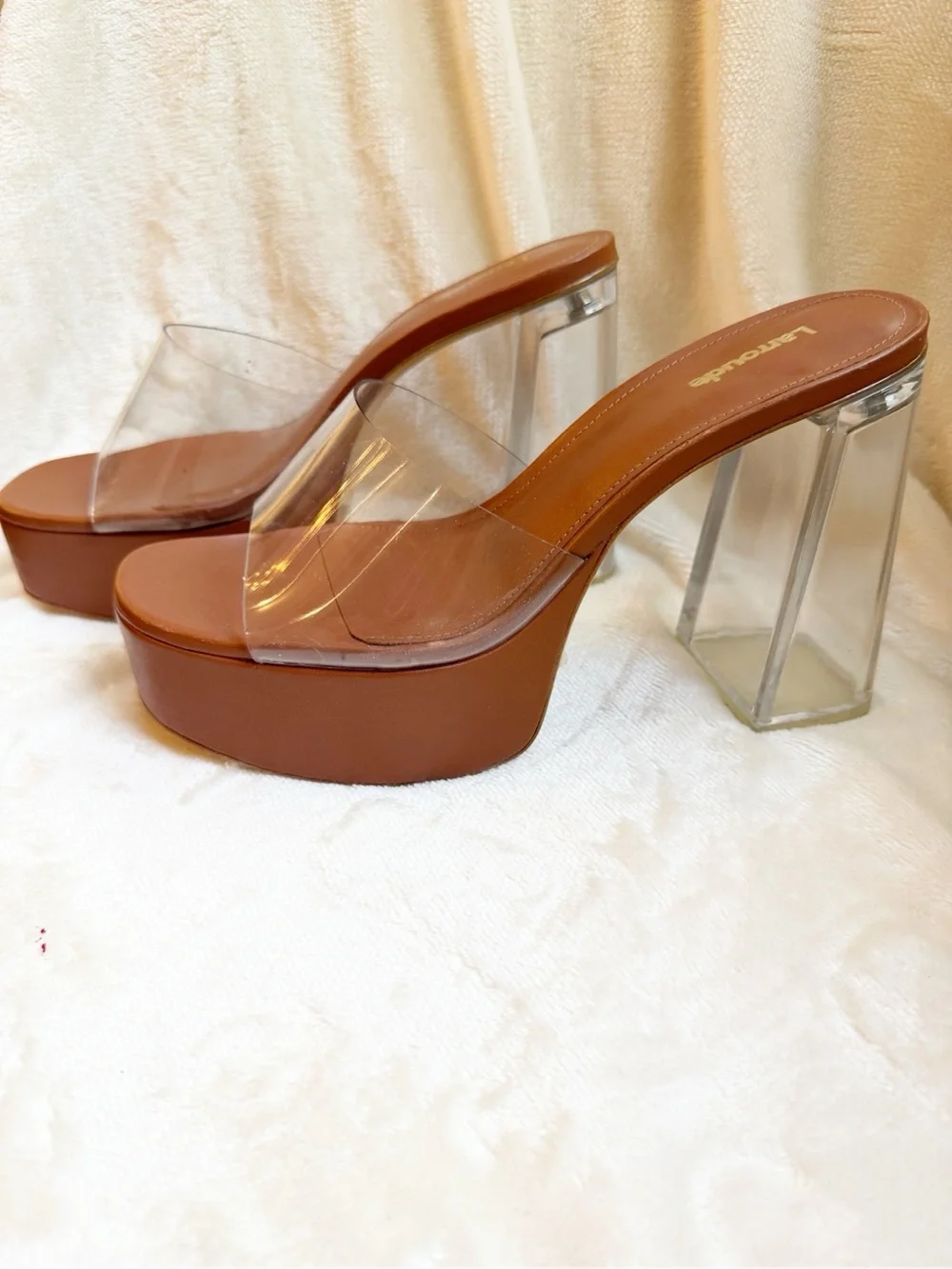 NWOT Larroude Dolly Lucite Platform Mule Clear and Carmel